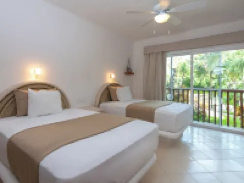 Las Villas Akumal Hotels in Akumal