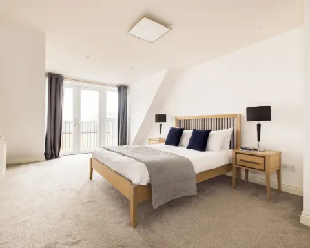 Charles Hope Staines Centre Hotel a Staines