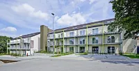 Candlewood Suites FÜRTH Hotels near Woolworth