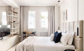 Luxury Apartments in Plaka by Upstreet