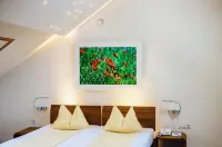 ODELYA - Stadthotel im Park Hotels in Allschwil
