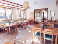 Pohorje Village Wellbeing Resort – Forest Apartments Videc Hôtels à : Visole