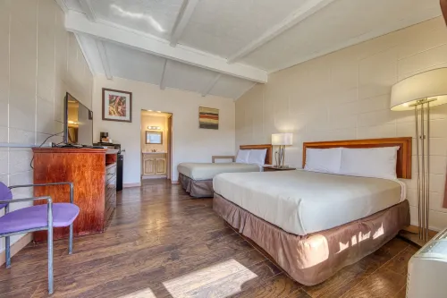 Royal Inn Hotels in McCreary County