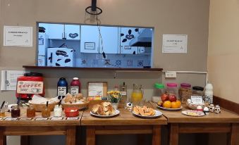 Sabatico Travelers Hostel & Guesthouse