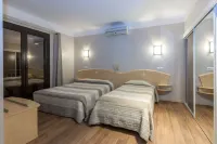 Capo d'Orto - Porto - Corse Hotels in Ota