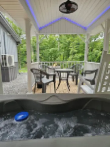 Very nice home minutes from the water in peaceful setting