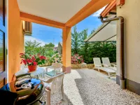 Karolina Hotels in Opric
