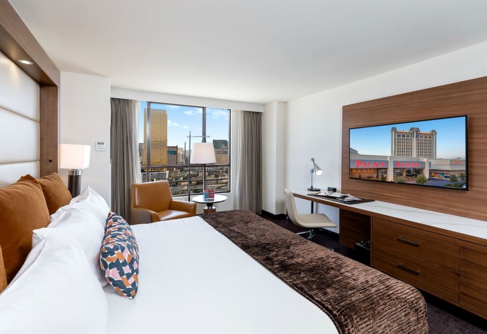 4. 팰리스 스테이션..