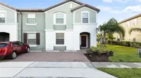 5 Bed 4 Bath Townhouse with Pool Townhouse