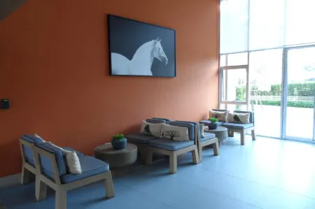 Baan Thew Lom Condominium Отели в г. Ча-Ам