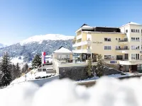 Wellness Aparthotel Panorama Alpin - Ferienwohnungen Jerzens im Pitztal Hotels in Jerzens