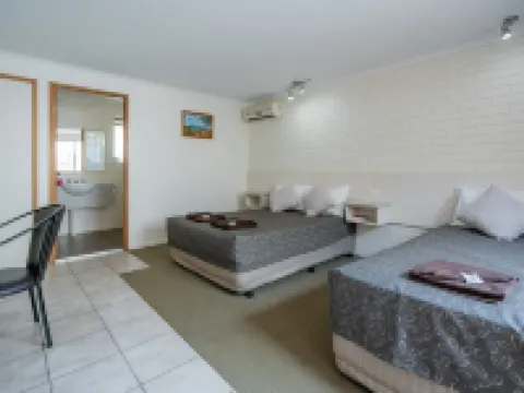 โรงแรมแคเพลลาโมเทล โรงแรมในเอเมอรัลด์