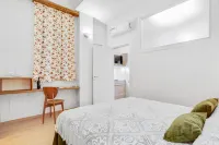 Madame Bari' Suite Apt in the Heart of Bari