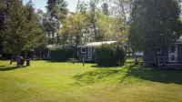 Sunnylea Resort Hotels in Severn