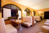 Hotel N Hotels in Znojmo