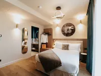 Keystone Hôtel & Spa Hotels near Confluence