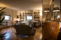 Residence Torremuzza - Charming House in the Heart of Palermo with Lovely View
