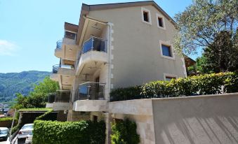 Apartments Olive