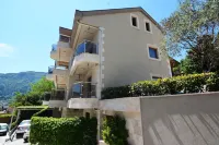 Apartments Olive Hotels in Muo