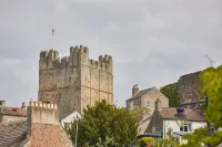 Host & Stay - the Old Brewery Hotels in Richmond