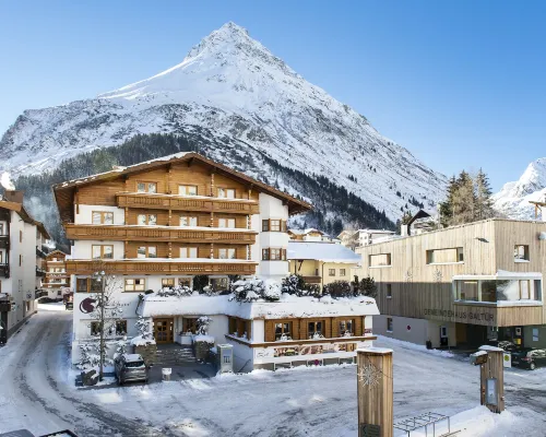 Hotel Rössle Hotels in Galtur
