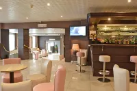 Hôtel Croix des Bretons - Lourdes Pyrénées
