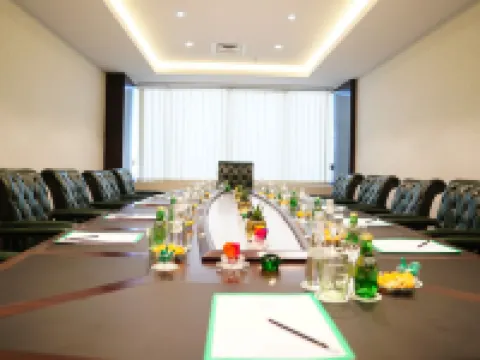 Holiday Villa Hail ハーイルのホテル