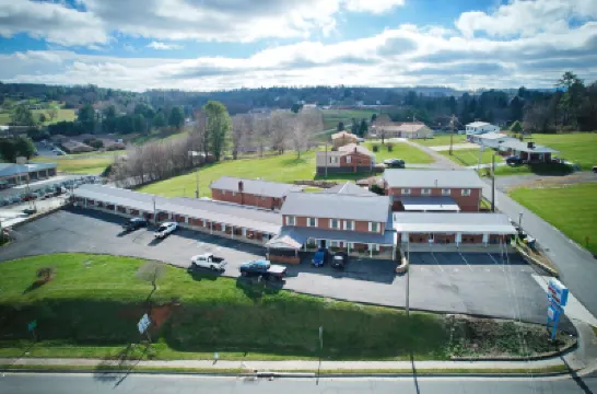 Knob Hill Motor Lodge Отели в г. 