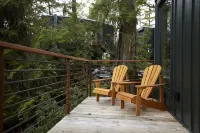Middle Beach Lodge Hotels near Tofino Seaplane Airport