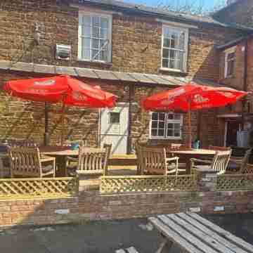 Bartholomew Arms Hotel Exterior