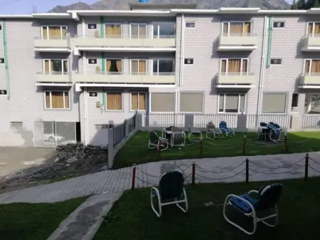 Cloud Way Hotel Отели рядом с достопримечательностью «Naran Valley»