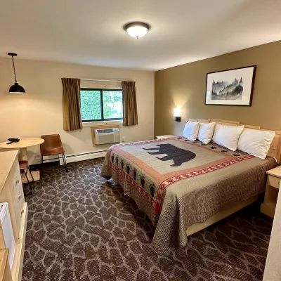 Spirit Lake Lodge Hotels in Grand Lake