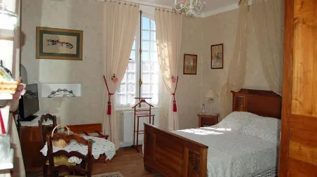 La Maison d'Antan Отели в г. Ажетмо