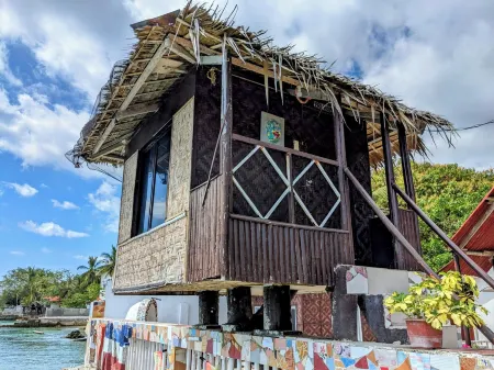 MDF Beach Resort and Day Tours Отели в г. Samboan