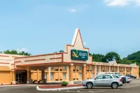Quality Inn Hotels in Harmar Township