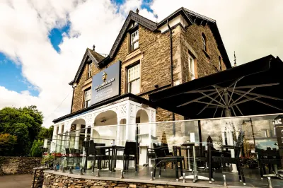 The Lamplighter Dining Rooms Hotel dekat Orrest Head