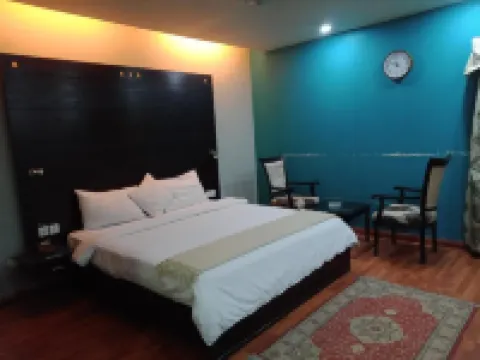 Hira Guest House Hotels in Karachi