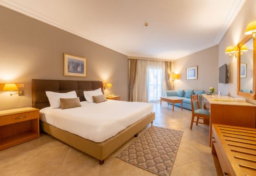 Aurora Oriental Resort Over view