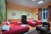 Guest House 32