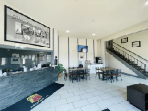 ซุปเปอร์ 8 บายวินด์แฮม กีโอกุก