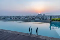 Citadines OMR Chennai - Pools