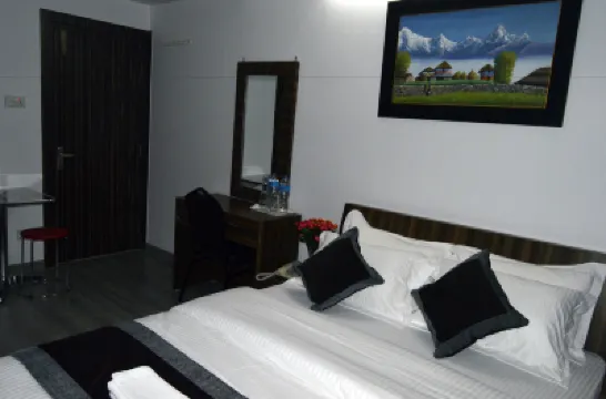 Nana Homes โรงแรมใน