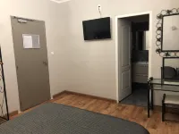 Hôtel le Lys d'Or Hotels near Lou Flambadou