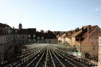 Le Comptoir du Voyageur Hôtels à : Poligny