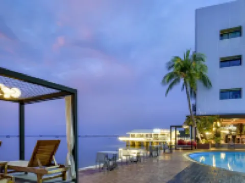 The Loft Seaside Sriracha Hotel Hotels in Si Racha