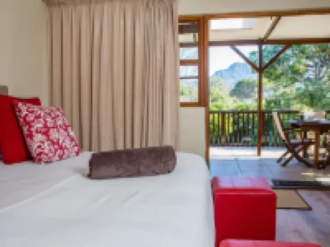Summit Place Guesthouse Hotels in Constantia