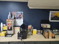 Days Inn & Suites by Wyndham Port Huron - sarapan