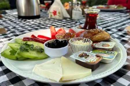 London Hotel Отели в г. Oludeniz Mahallesi