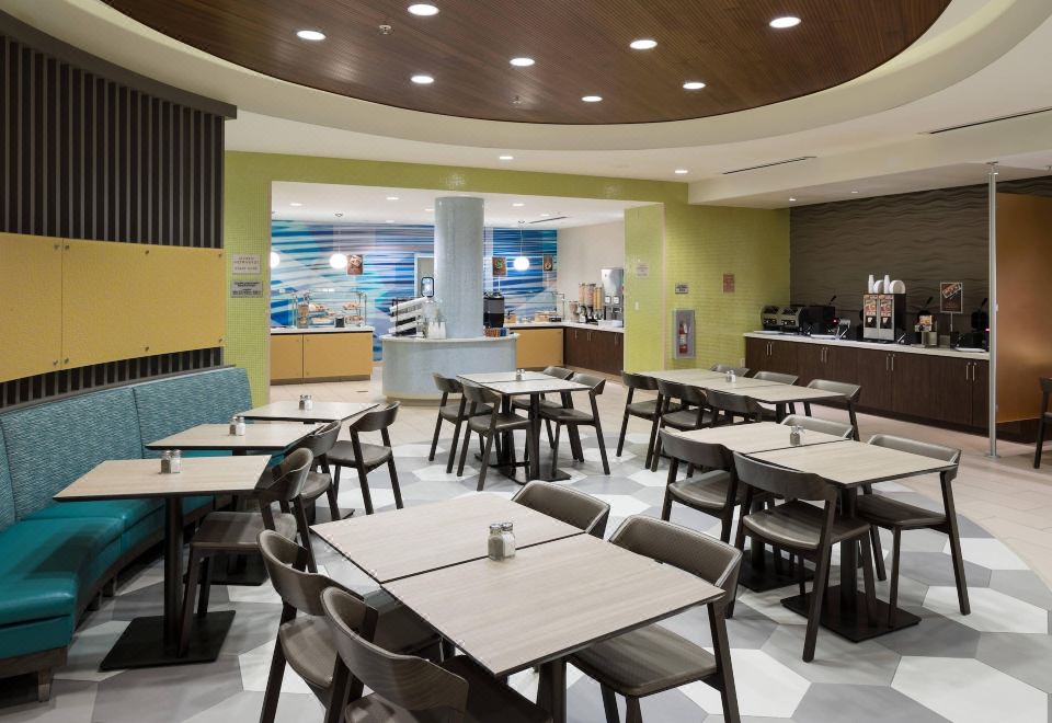 스프링힐 스위트 객실