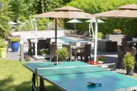 Logis Hotel le Petit Casset Hotels in Saint-Maurice-de-Beynost